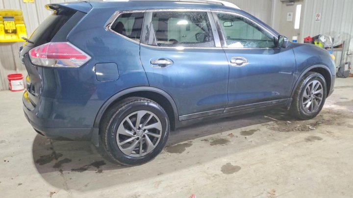 Nissan ROGUE  2016