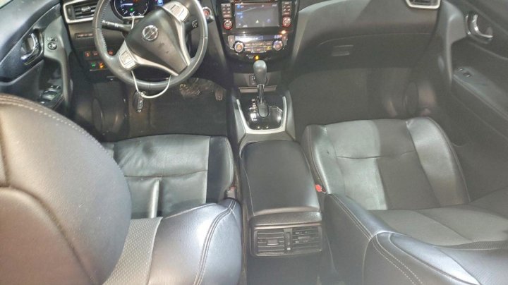 Nissan ROGUE  2016