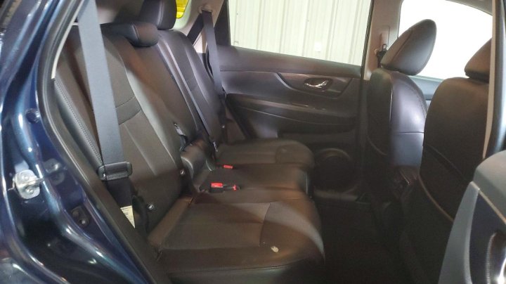 Nissan ROGUE  2016