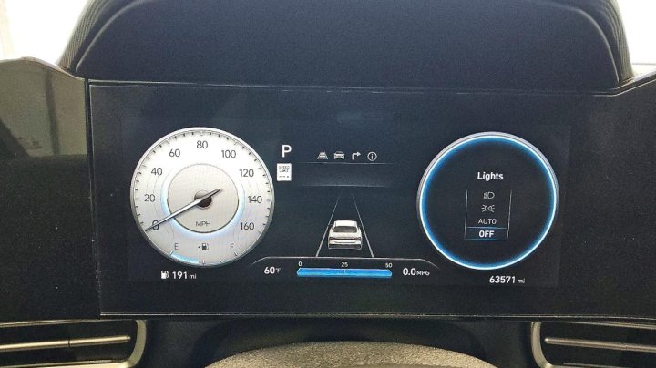 Hyundai Elantra  2024