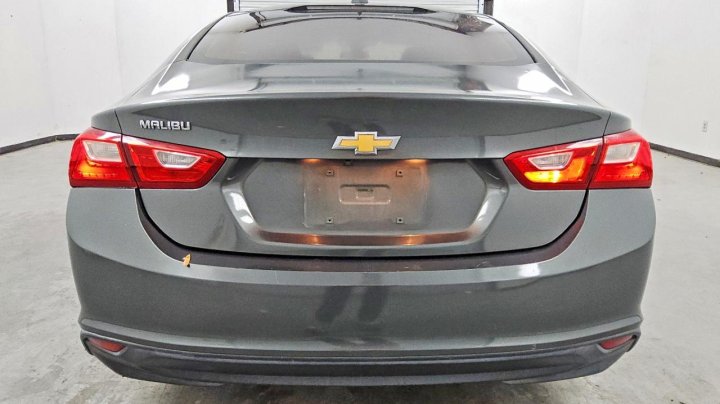 Chevrolet Malibu  2017