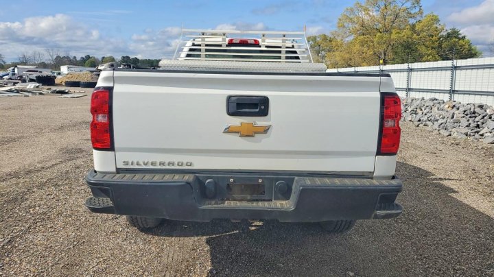 Chevrolet Silverado  2018