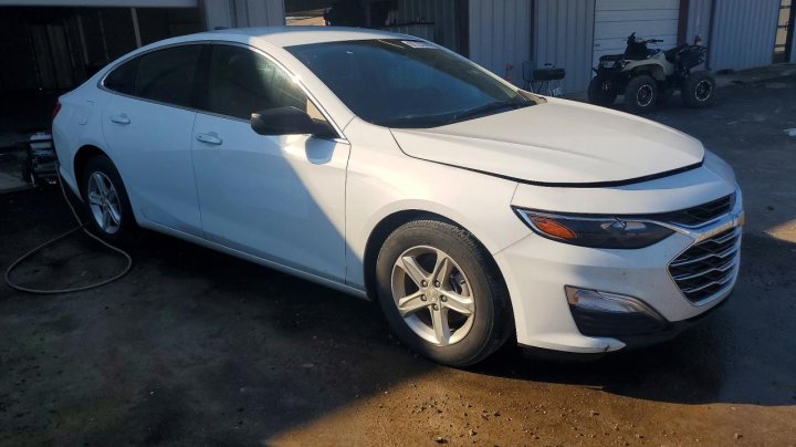 Chevrolet Malibu  2022