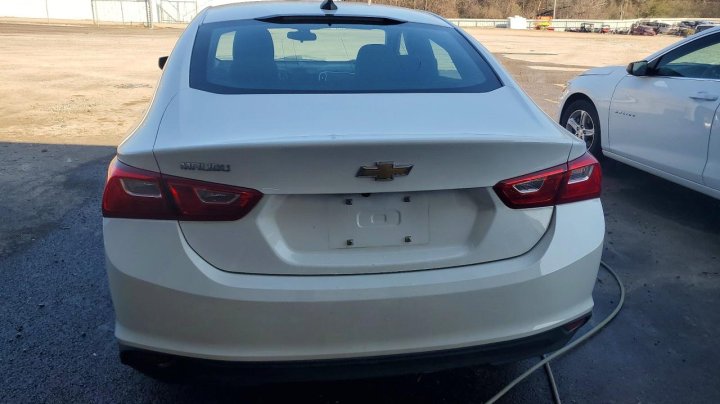 Chevrolet Malibu  2022