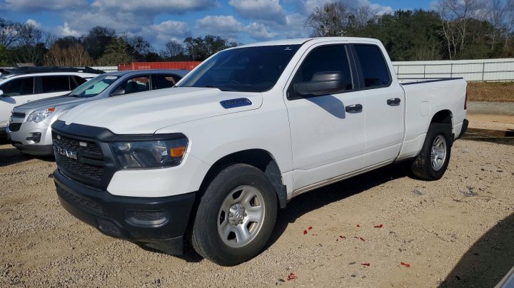 RAM TRUCKS 1500  2023