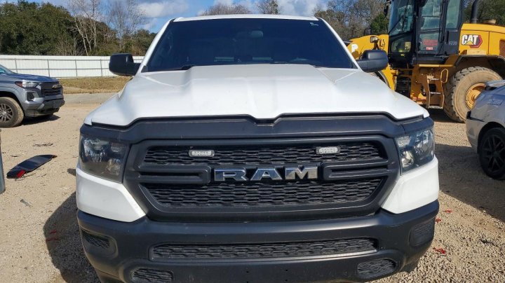 RAM TRUCKS 1500  2023