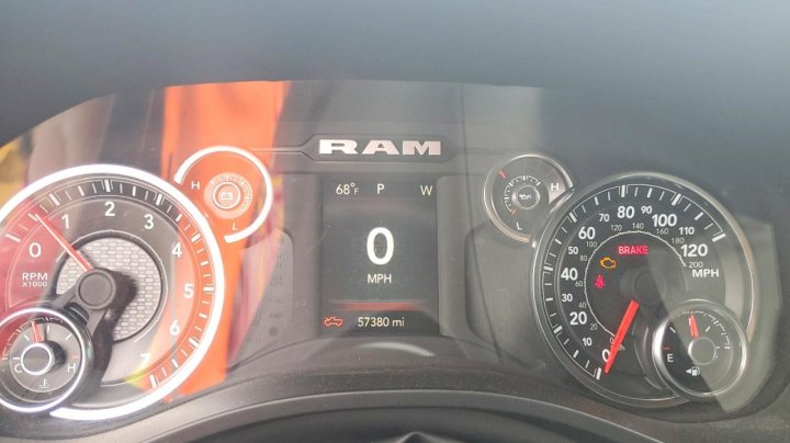 RAM TRUCKS 1500  2023