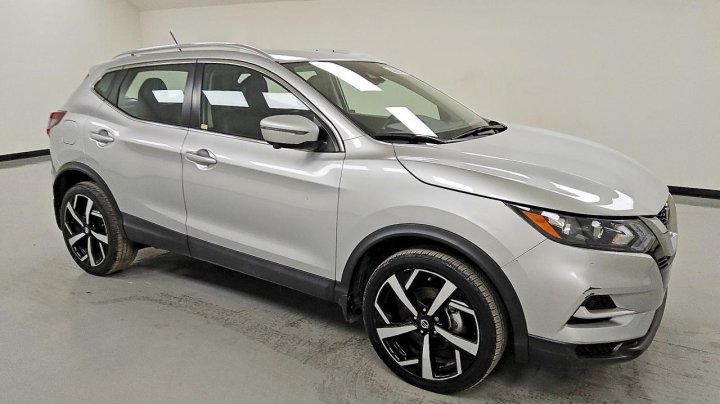Nissan ROGUE  2022
