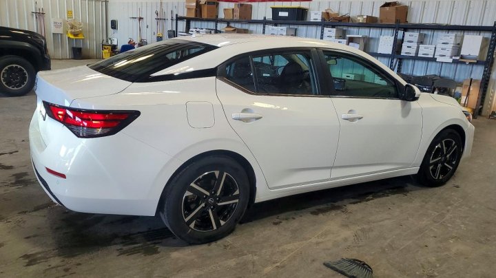 Nissan Sentra  2025