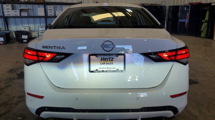 Nissan Sentra  2025