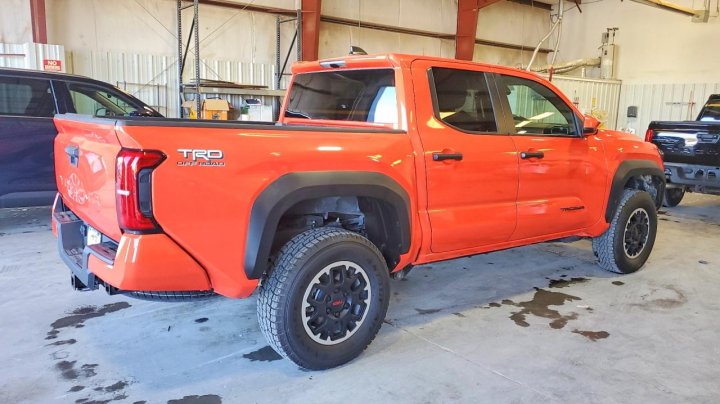 Toyota TACOMA  2024