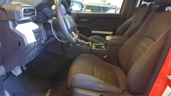 Toyota TACOMA  2024