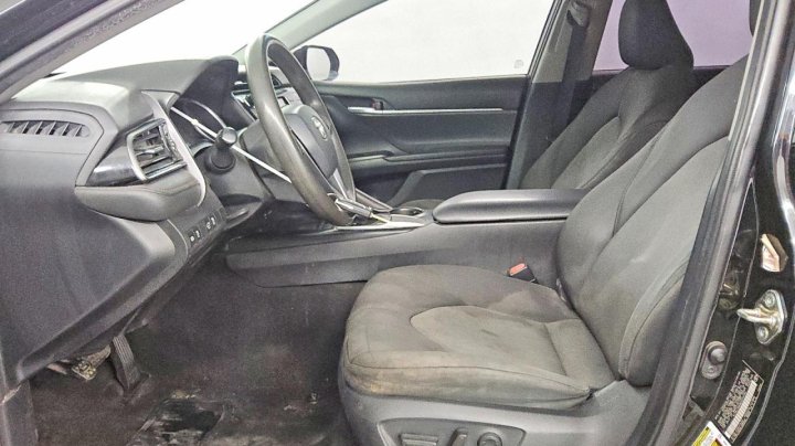 Toyota Camry  2019