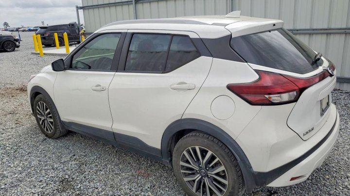 Nissan Kicks  2021