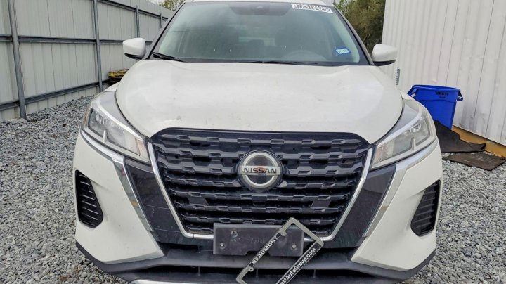 Nissan Kicks  2021