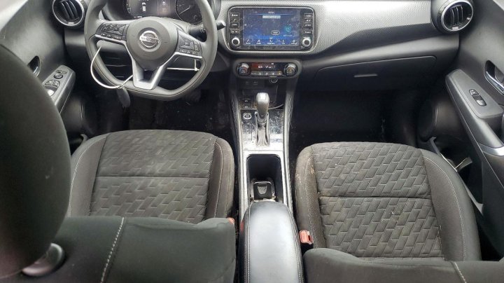 Nissan Kicks  2021