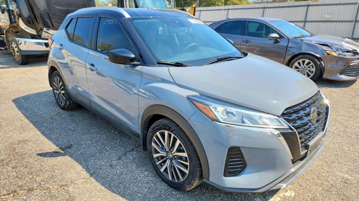 Nissan Kicks  2021
