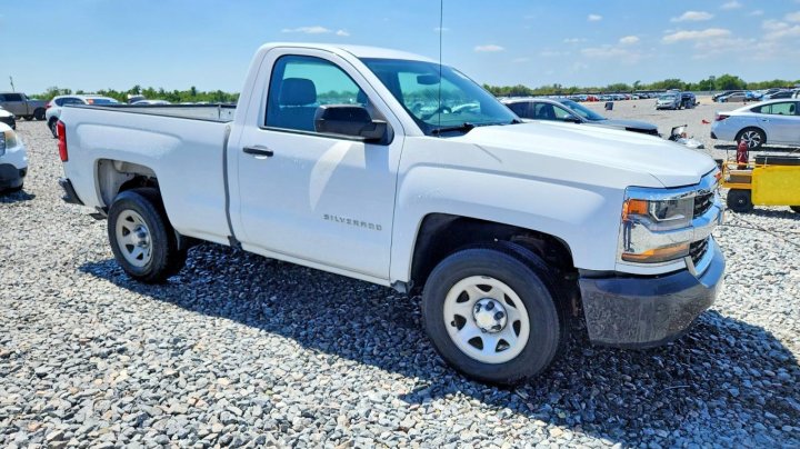 Chevrolet Silverado  2017