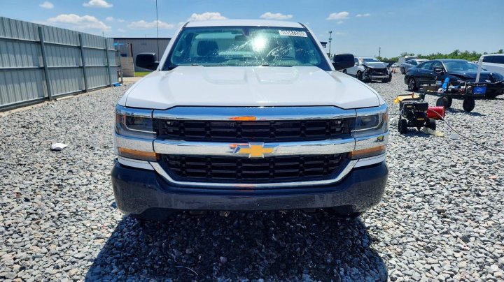 Chevrolet Silverado  2017
