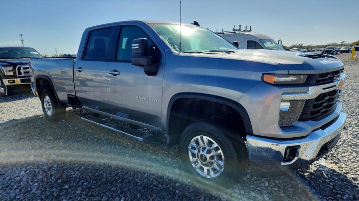 Chevrolet Silverado  2025