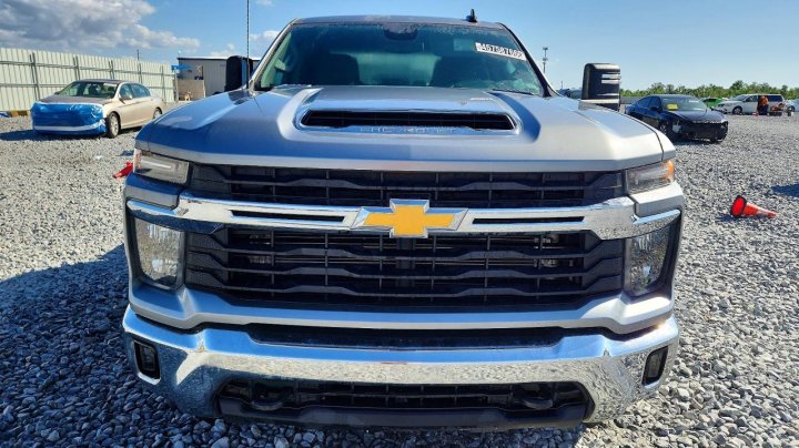 Chevrolet Silverado  2025