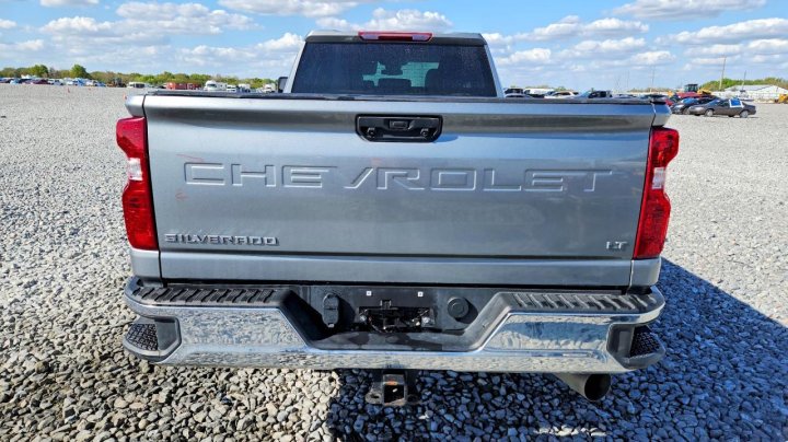 Chevrolet Silverado  2025