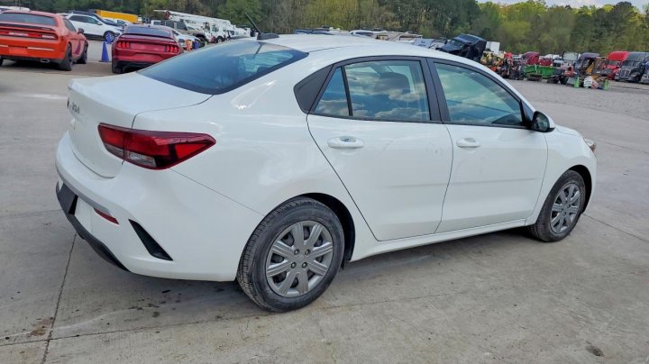 KIA RIO  2022