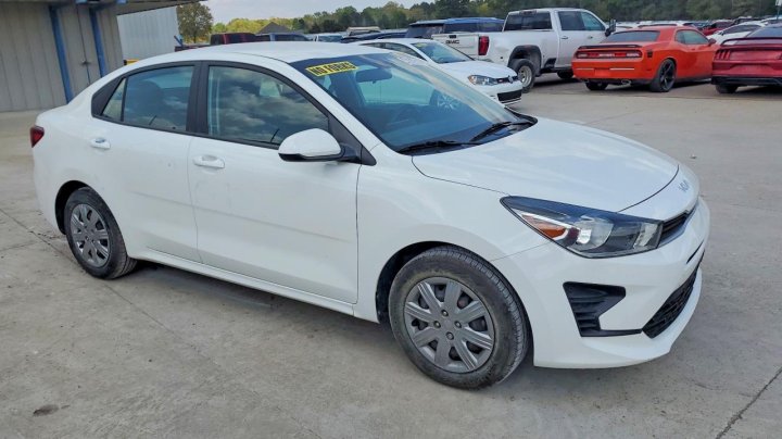 KIA RIO  2022