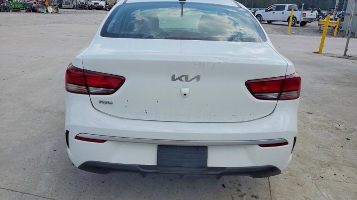 KIA RIO  2022