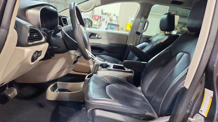 CHRYSLER Pacifica  2023