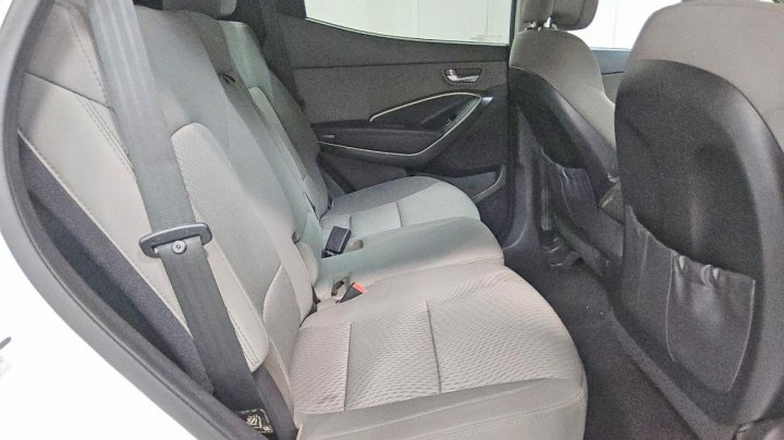 Hyundai SANTA  2017