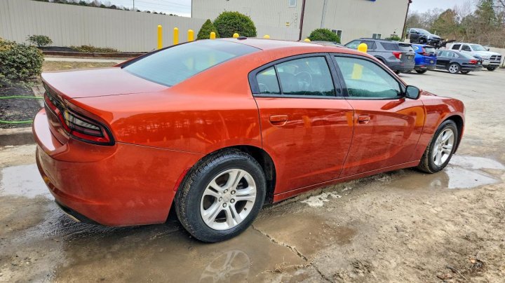 Dodge Charger  2021