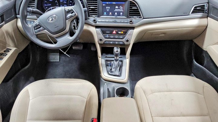 Hyundai Elantra  2017