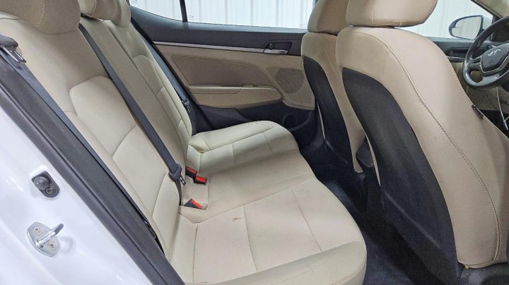 Hyundai Elantra  2017