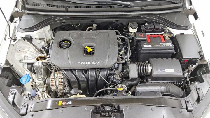 Hyundai Elantra  2017