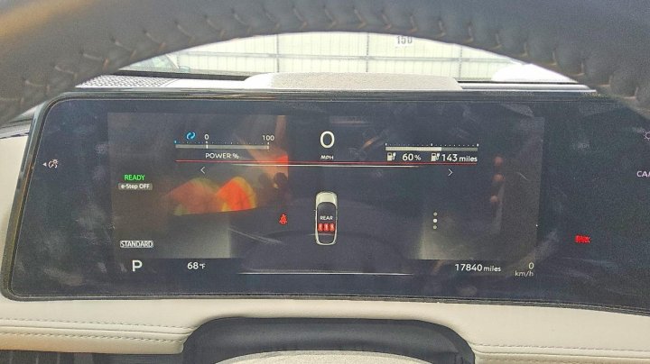 Nissan ARIYA  2023