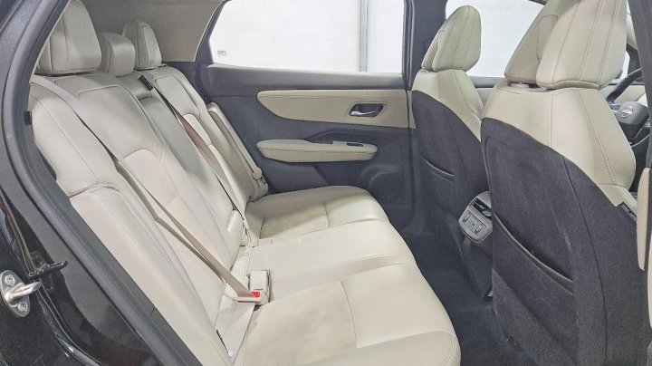 Nissan ARIYA  2023