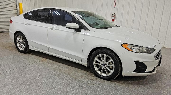 Ford FUSION  2019