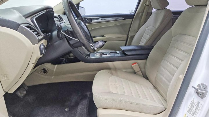 Ford FUSION  2019