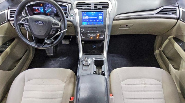 Ford FUSION  2019