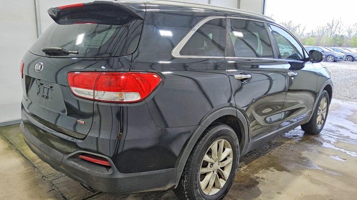 KIA Sorento  2016