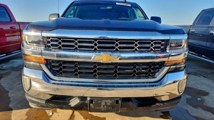Chevrolet Silverado  2017