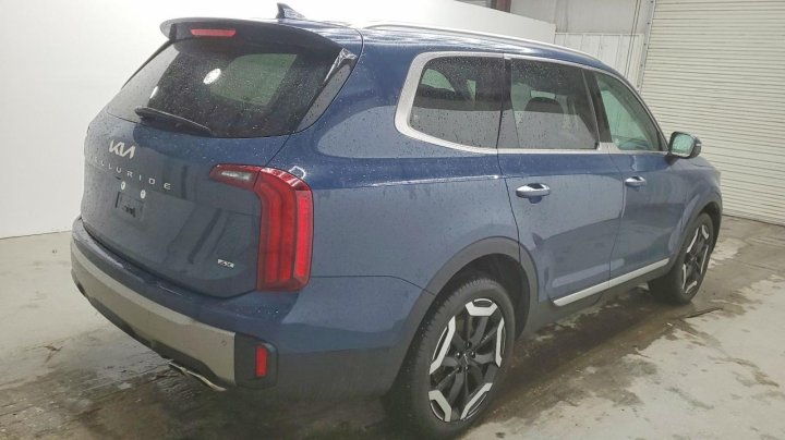 KIA TELLURIDE  2025