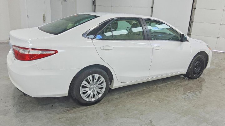 Toyota Camry  2017