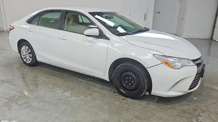 Toyota Camry  2017