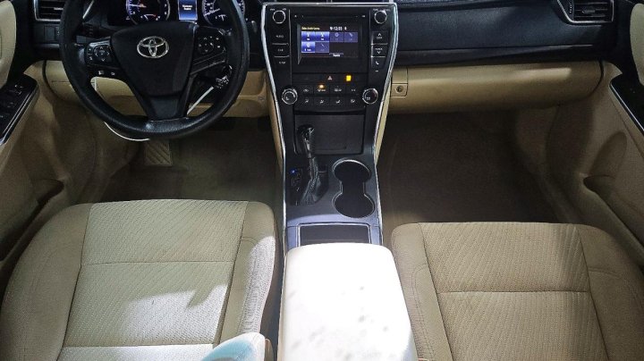 Toyota Camry  2017