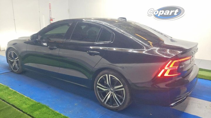 Volvo S60  2020