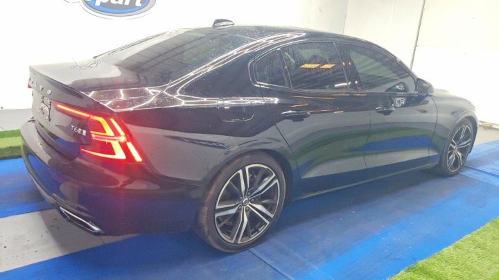 Volvo S60  2020