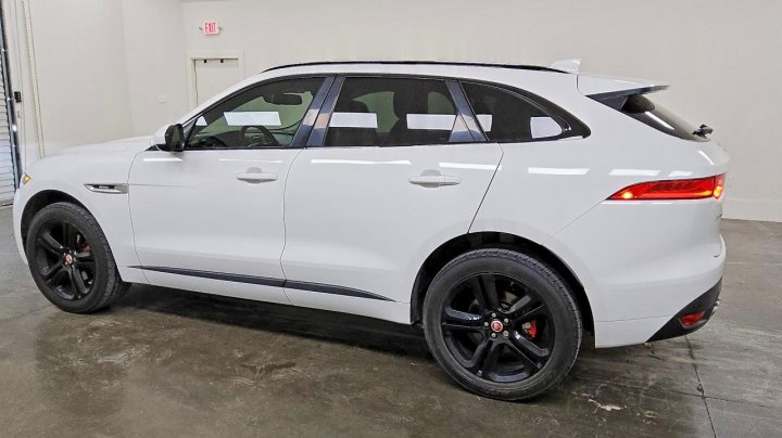 Jaguar F-Pace  2018