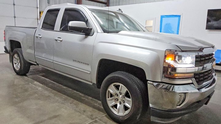 Chevrolet Silverado  2017